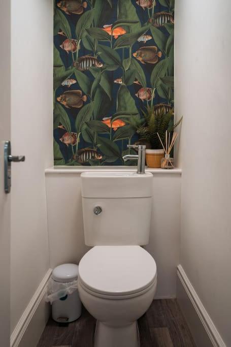 Bliss 3bed House Steps Away From The * Margate
