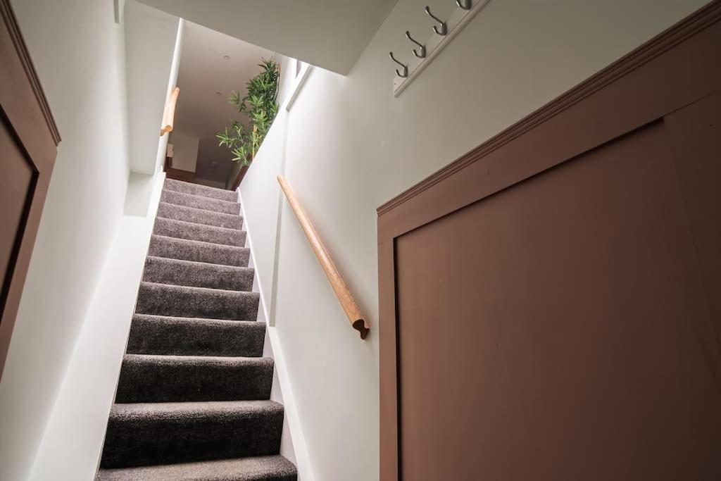 Bliss 3bed House Steps Away From The * Margate